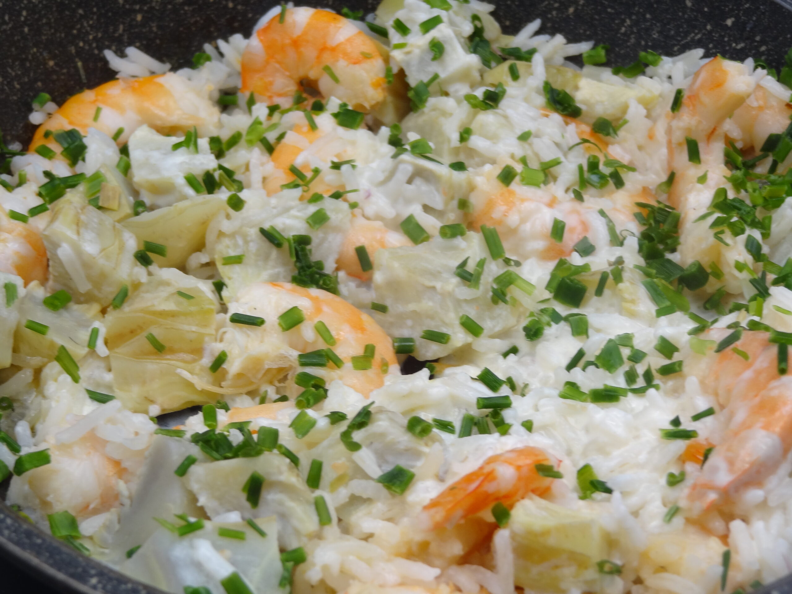 You are currently viewing RIZ CREVETTES A LA CRÈME CITRONNÉE