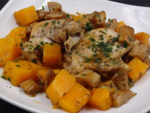 Lire la suite à propos de l’article LAPIN AUX CÈPES ET BUTTERNUT