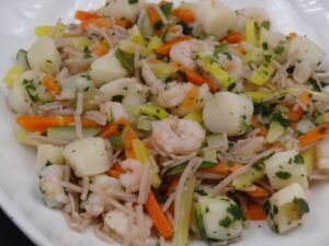 Lire la suite à propos de l’article SAUTE DE NOUILLES SOBA AUX FRUITS DE MER