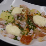 SALADE DE POMMES DE TERRE AUX CREVETTES ET HADDOCK