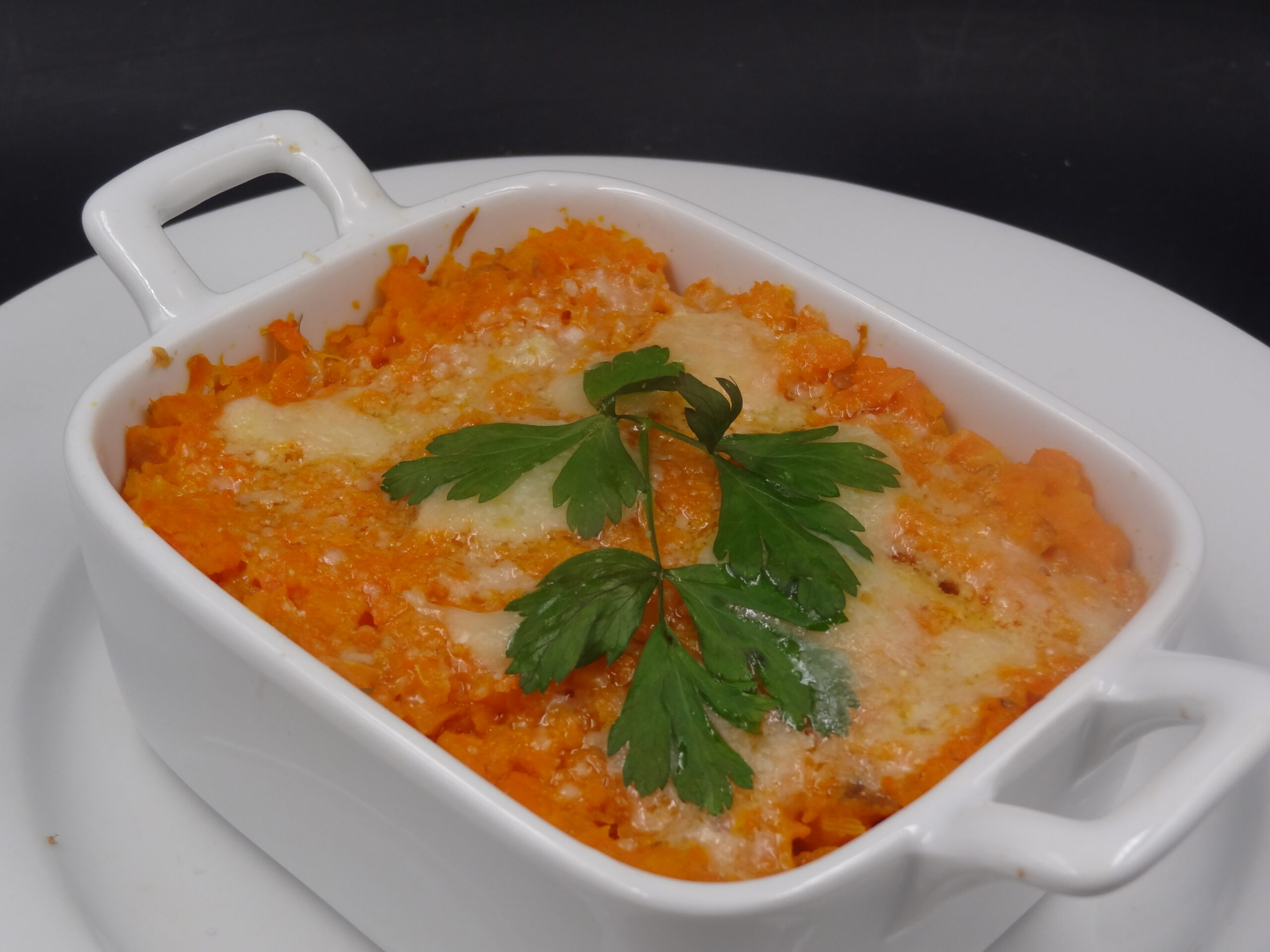 Vous consultez actuellement ÉCRASÉ DE CAROTTES AU POULET
